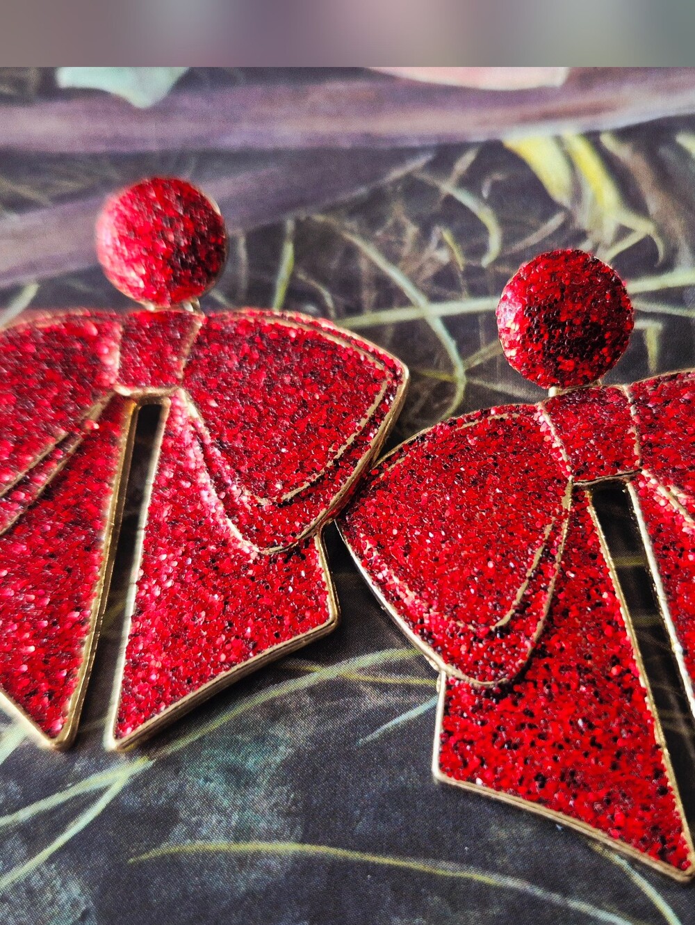 Red Glitter Bow Drop Gorgeous Festive Earrings Hollidays Christmas - Picture 2 of 7